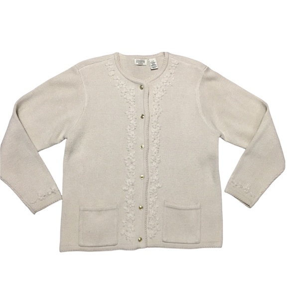 Vtg Classic Elements Petite Chunky Grandma Sweater Tan Emb gold metal button… - Picture 2 of 12